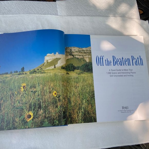 Reader's Digest - Off the Beaten Path Travel Guide Hardback Travel Book - Picture 5 of 16